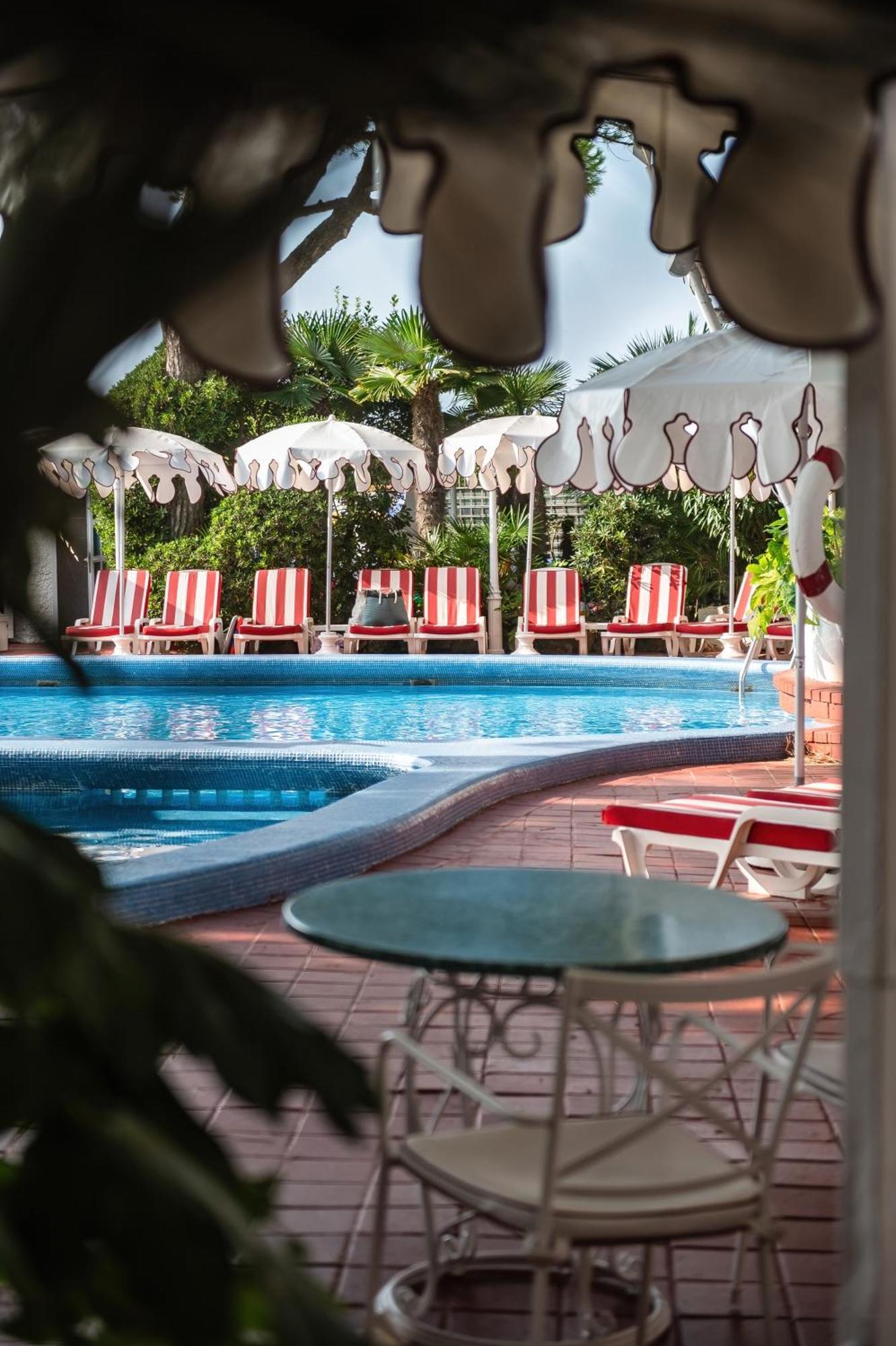Agora Park Hotel Лідо-ді-Єзоло Екстер'єр фото